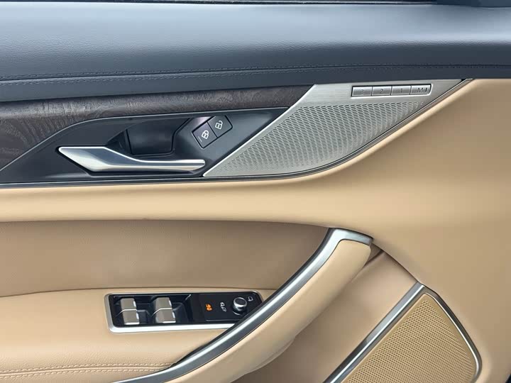 Jaguar XFL 2022 XFL 2.0 T P 250 2 WD — фото 15