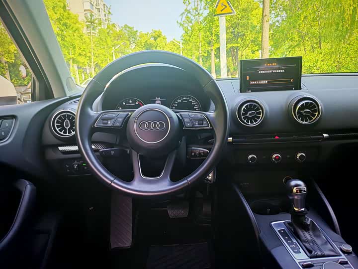 Audi A3 2020 Limousine 35 TFSI VI — фото 8