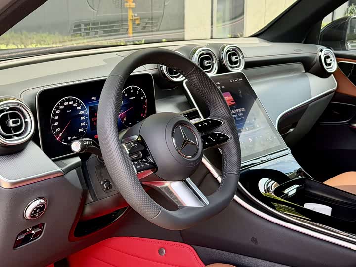 Mercedes-Benz GLC 2023 GLC 260 L 4 MATIC Luxury 7 — фото 13
