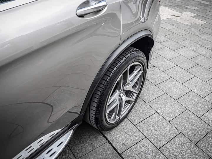 Mercedes-Benz GLC 2018 AMG GLC 63 4 MATIC+ — фото 11