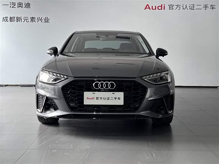 Audi A4L 2022 40 TFSI — фото 2