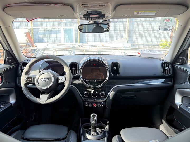 MINI Countryman — фото 12