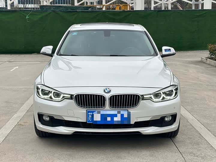 BMW 3-Series 2019 320 Li — фото 2
