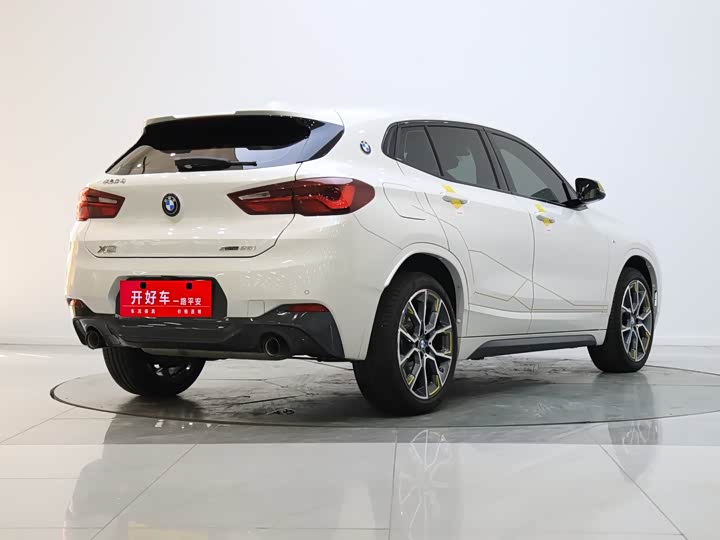 BMW X2 2023 s Drive 25i — фото 5