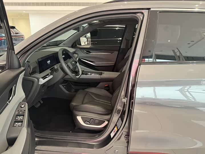 Changan CS75 PLUS 2023 1.5 T ATElite — фото 6