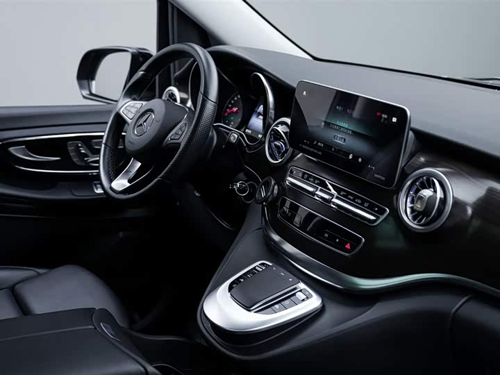 Mercedes-Benz V-Class V 260 — фото 18