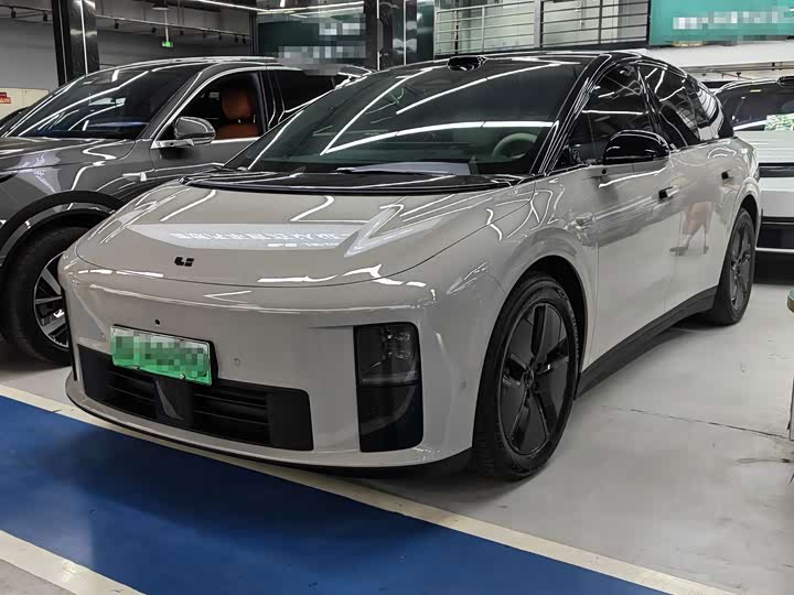 Li Auto i 6 2025 2 WD