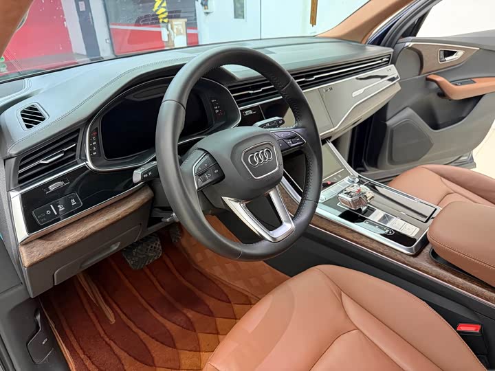 Audi Q7 2020 45 TFSI quattro S line — фото 9