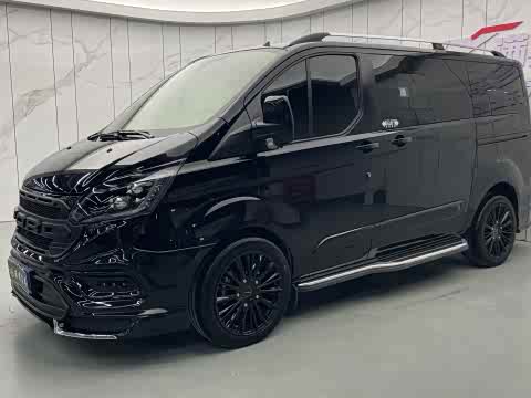 Ford Tourneo — фото 29