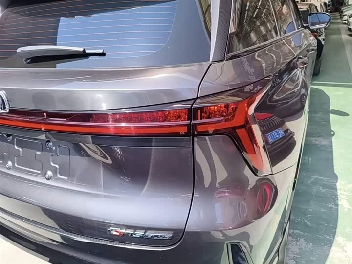 Changan CS75 PLUS 2024 1.5 T — фото 8
