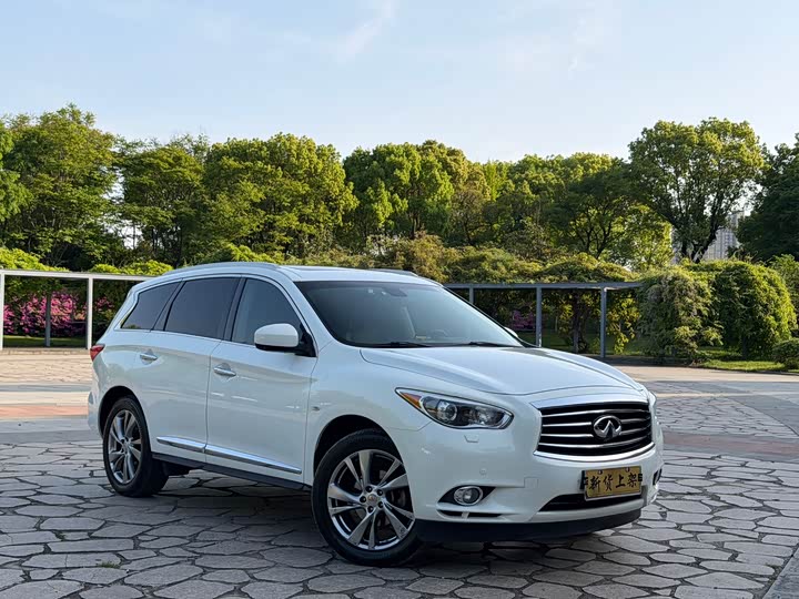 Infiniti JX 2013 JX 35 4 WD — фото 2