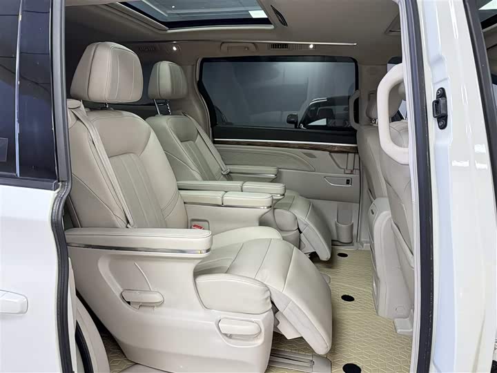 Trumpchi M8 2018 320 T — фото 15