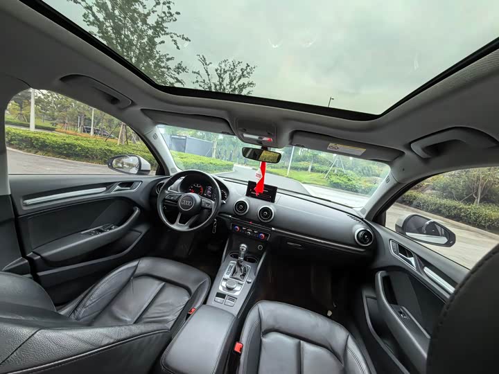 Audi A3 2019 Limousine 35 TFSI VI — фото 11