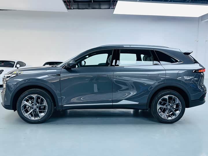Changan CS75 PLUS 2025 1.5 T — фото 12