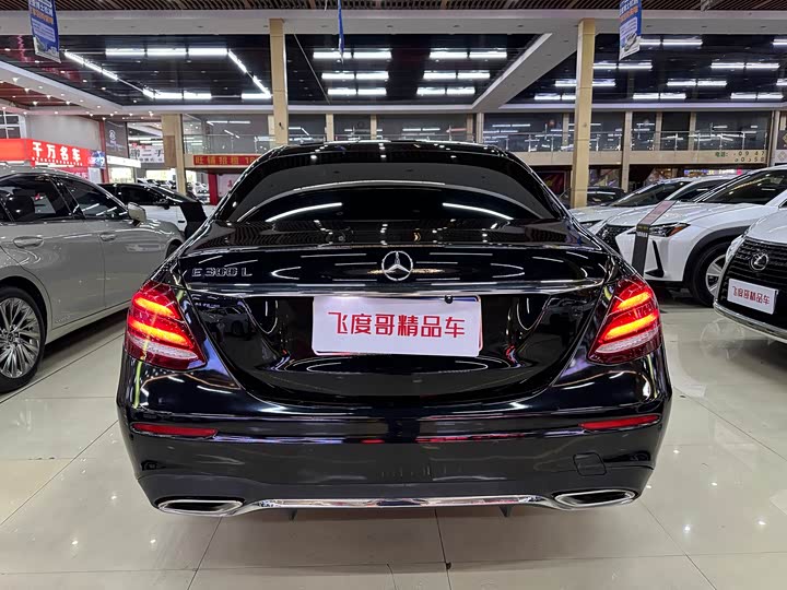 Mercedes-Benz E-Class 2018 E 200 L Sport — фото 8