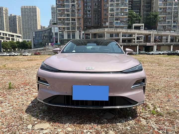 Geely Galaxy 8 2025 60km EM-i — фото 2