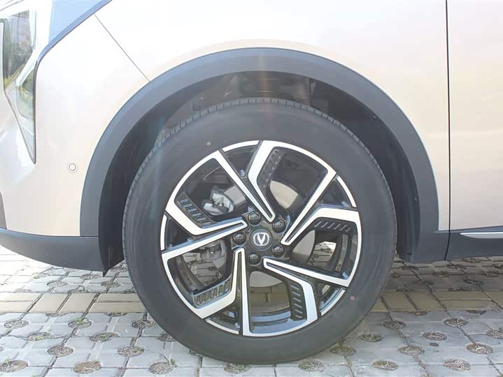 Changan CS55 PLUS 2026 1.5 T Premium — фото 23