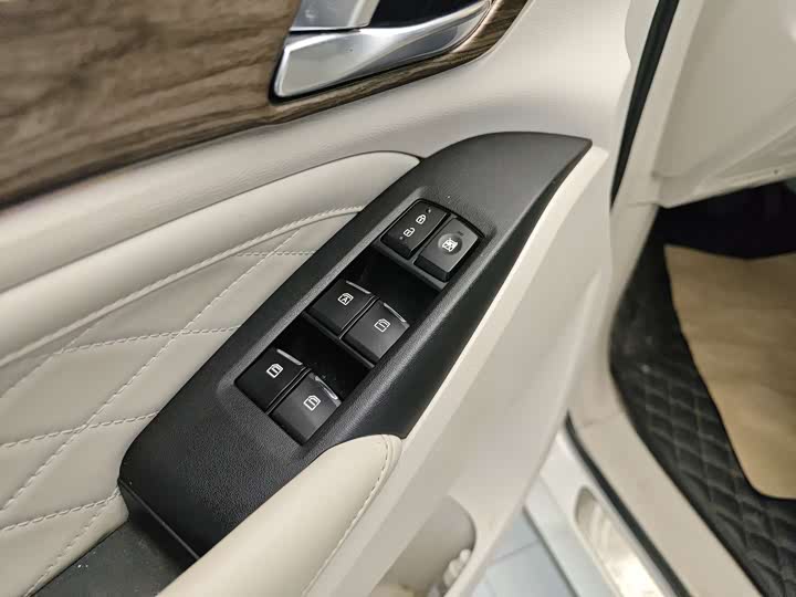Trumpchi M8 2018 320 T — фото 10