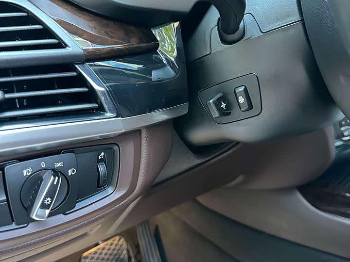 BMW X5 2017 x Drive 35i — фото 19