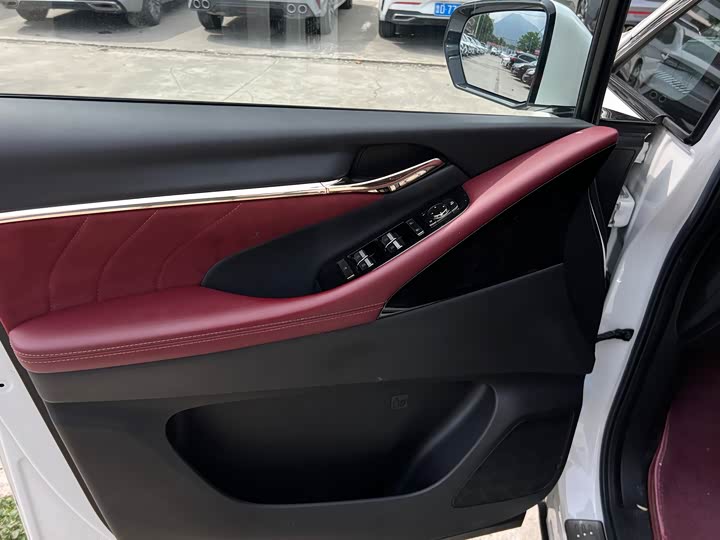 Trumpchi M8 2023 400 T — фото 8