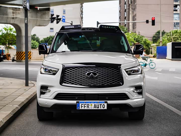 Infiniti QX 80 2016 5.6 L 4 WD — фото 7