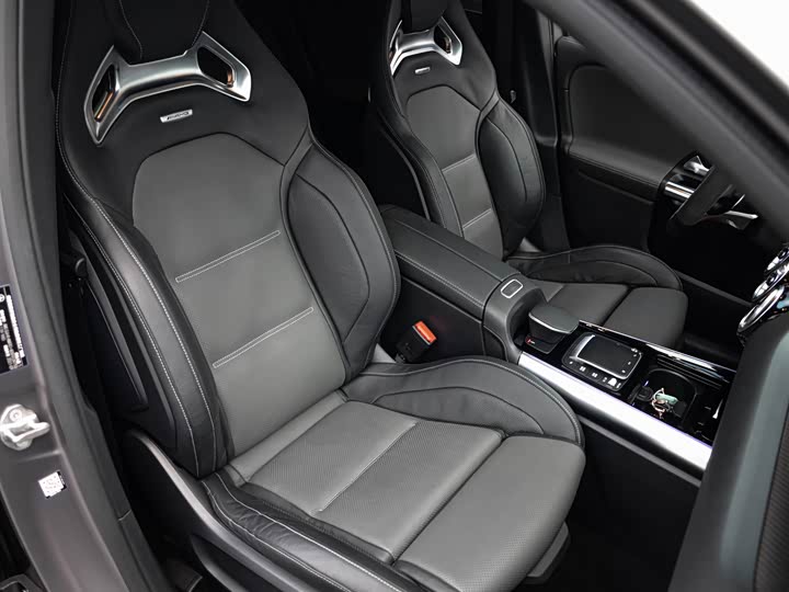 Mercedes-Benz GLA 2021 AMG GLA 45 4 MATIC+ — фото 16