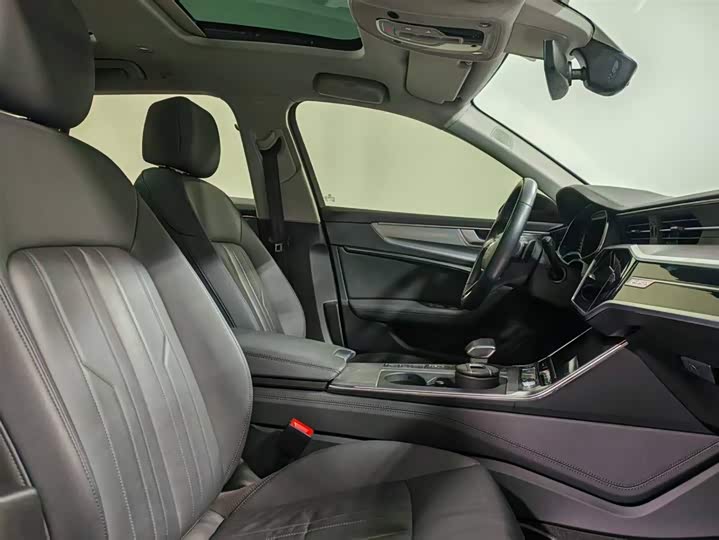 Audi A6 2022 allroad quattro 55 TFSI — фото 8