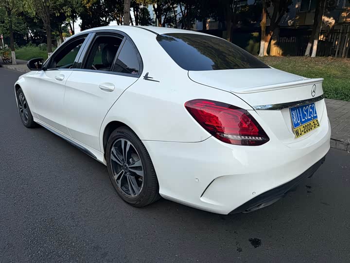 Mercedes-Benz C-Class C 260 спорт — фото 5