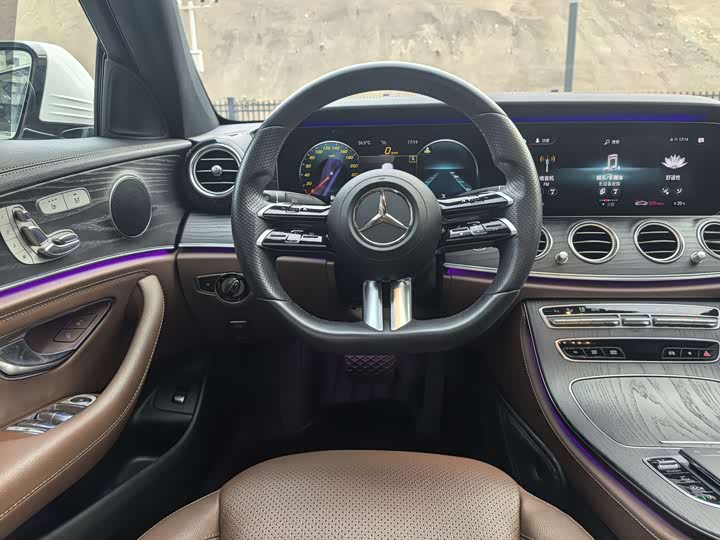 Mercedes-Benz E-Class 2021 E 300 L — фото 14