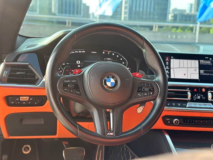 BMW M4 — фото 10