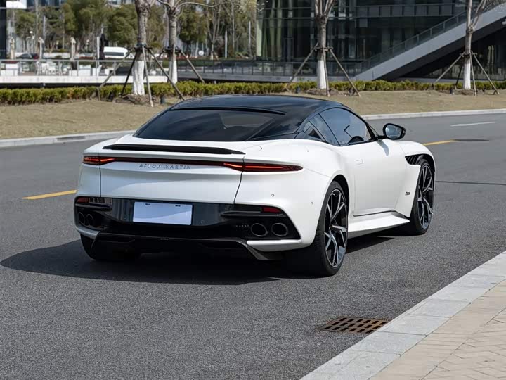 Aston Martin DBS 2019 DBS Superleggera V 12 Coupe — фото 4
