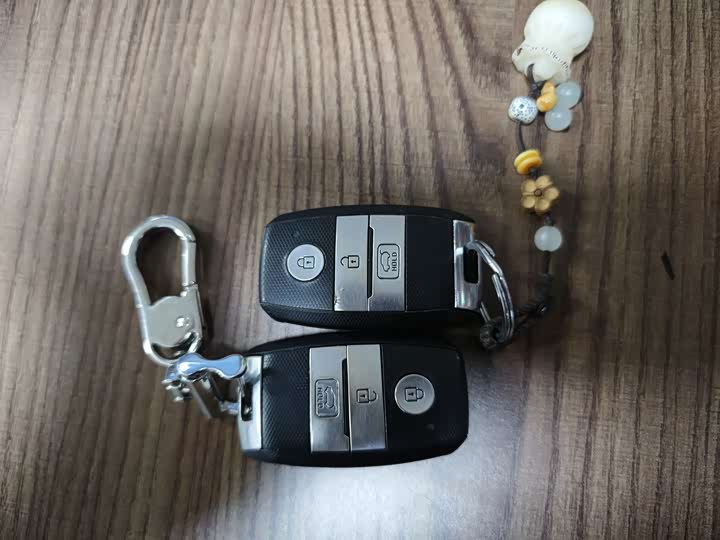 Kia Sorento — фото 18