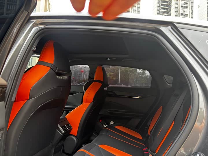 Changan UNI-V 2024 1.5 T Sport — фото 5