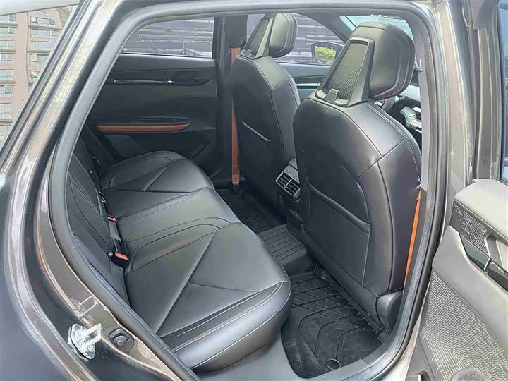 Changan UNI-V 2022 1.5 T Premium — фото 19