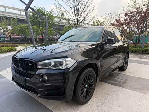 BMW X5 2017 x Drive 28i — фото 22