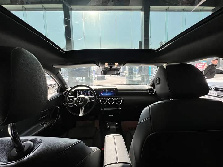 Mercedes-Benz A-Class 2023 A 200 L — фото 24