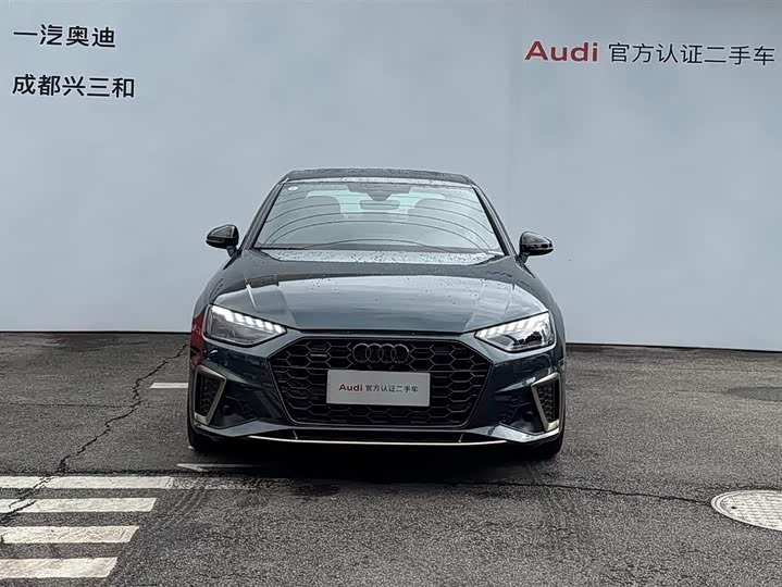Audi A4L 2024 40 TFSI quattro RS — фото 2