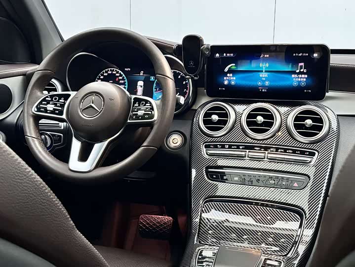 Mercedes-Benz GLC 2021 GLC 260 L 4 MATIC — фото 4