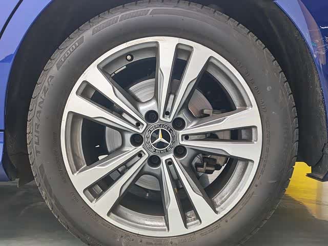 Mercedes-Benz C-Class 2018 C 200 L — фото 13