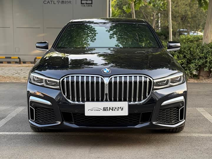 BMW 7 Series — фото 2