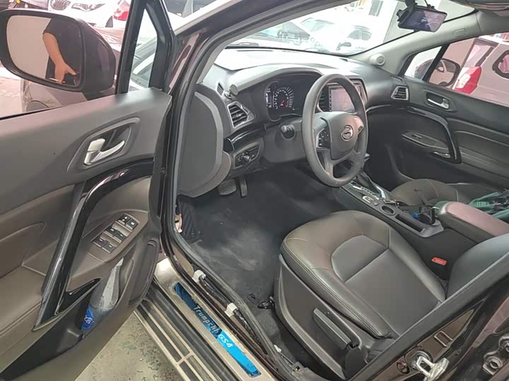 Trumpchi GS4 2017 235 T AT 2 WD — фото 16