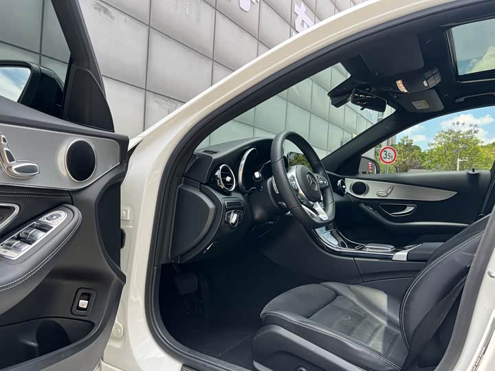 Mercedes-Benz C-Class 2019 C 260 — фото 5