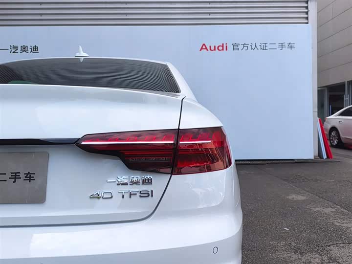 Audi A4L 2024 40 TFSI — фото 16