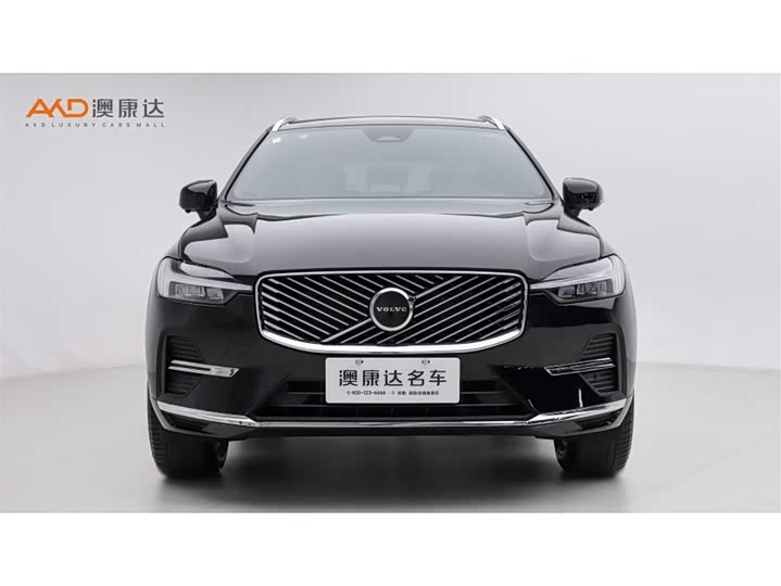 Volvo XC60 2026 B 5 4 WD — фото 2