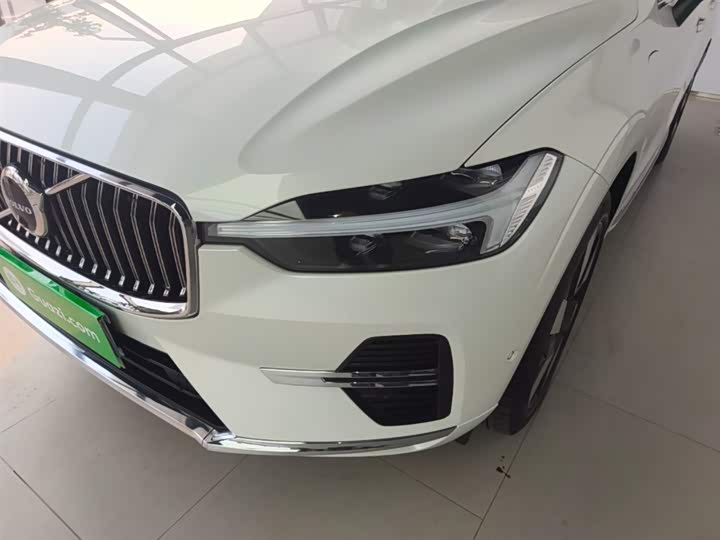 Volvo XC60 Hybrid 2024 T 8 PHEV 4 WD — фото 24
