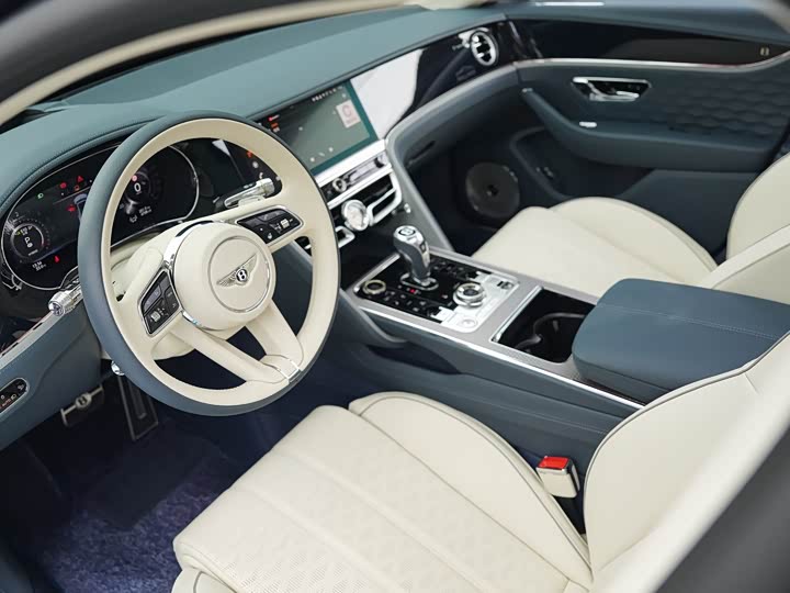 Bentley Flying Spur — фото 8