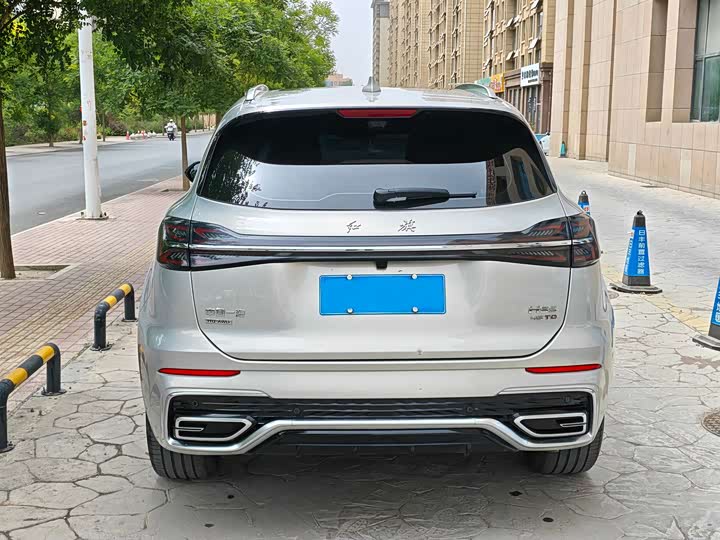 Hongqi HS5 2023 2.0 T 4 WD Pro — фото 13