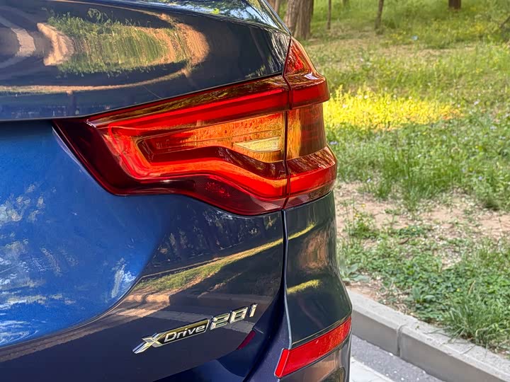 BMW X3 2019 x Drive 28i — фото 18