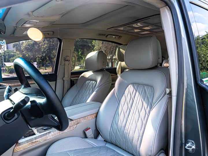 Buick GL8 ES 28T комфорт V — фото 10