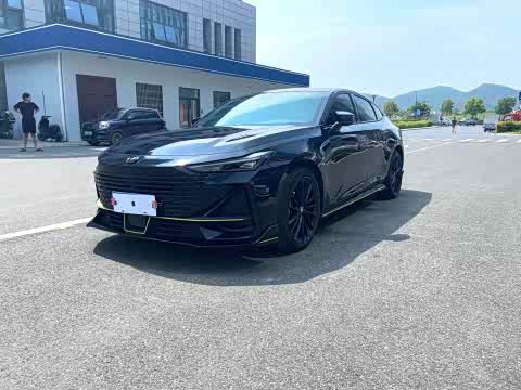 Changan UNI-V 2022 1.5 T — фото 11